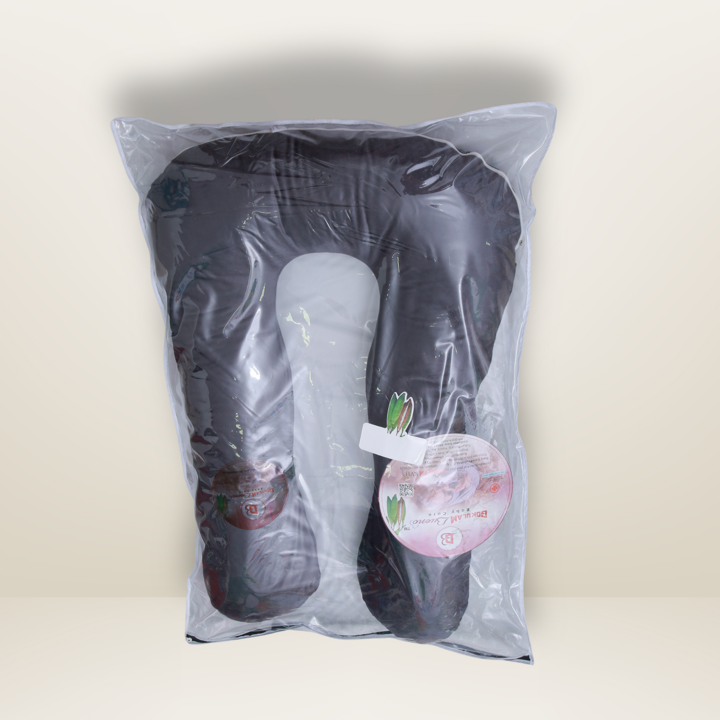 Preggy Pillow | Maternity U | Black